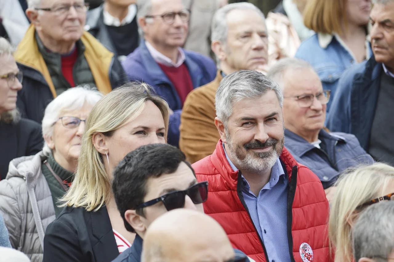 Arthur Leonard Schawlow — laurent leonard, senator, senate of belgium, deputy, expression, first of may, crowd