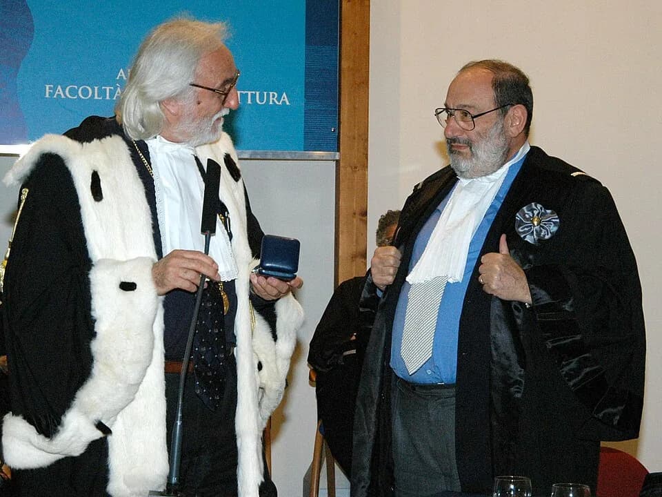 Umberto Eco - Umberto Eco receives the honoris causa degree in architecture at the Mediterranean university of Reggio Calabria from rector Alessandro Bianchi