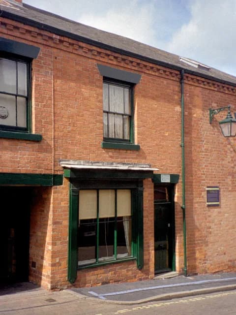 D. H. Lawrence - D H Lawrence Birthplace, Eastwood