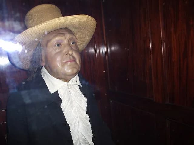 Jeremy Bentham Rollweiser - Jeremy Bentham embalmed. The ideas of the utilitarian philosopher Jeremy Bentham underpinned the establishment of University College London where his embalmed body can stil