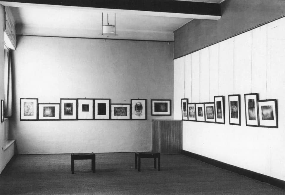 Paul Klee - Ausstellung von Paul Klee im Juni 1926 in der Galerie Neue Kunst Fides in Dresden. Die Ausstellungsräume wurden von Hinnerk Scheper, dem damaligen Leiter der Werkstatt für Wandmalerei im B