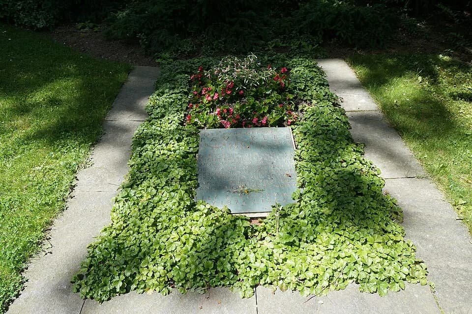 Paul Klee - Bern Schosshaldenfriedhof Grab Paul Klee