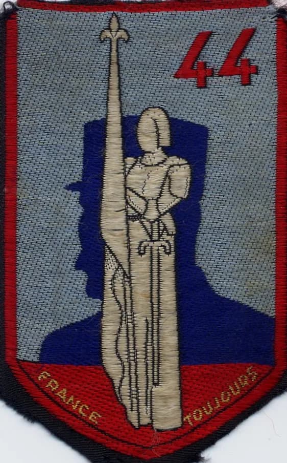 Philippe Pétain - Insigne du GPT 44 des CJF