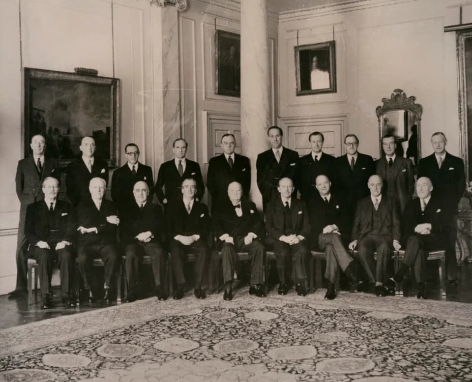 Harold Macmillan - Prime Minister Winston Churchill's 1955 cabinet.
Back row
Osbert Peake, Minister of Pensions
George Edward Peter Thorneycroft, President of the Board of Trade
Walter Turner Monckto