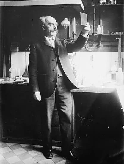 Gabriel Lippmann - Gabriel Lippmann (1845– 1921), Franco-Luxembourgian physicist and inventor