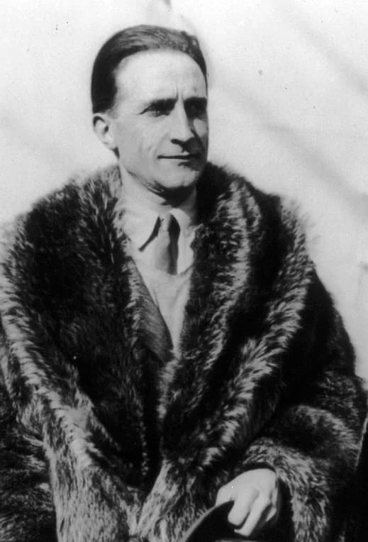 Marcel Duchamp - French artist Marcel Duchamp (1887-1968)