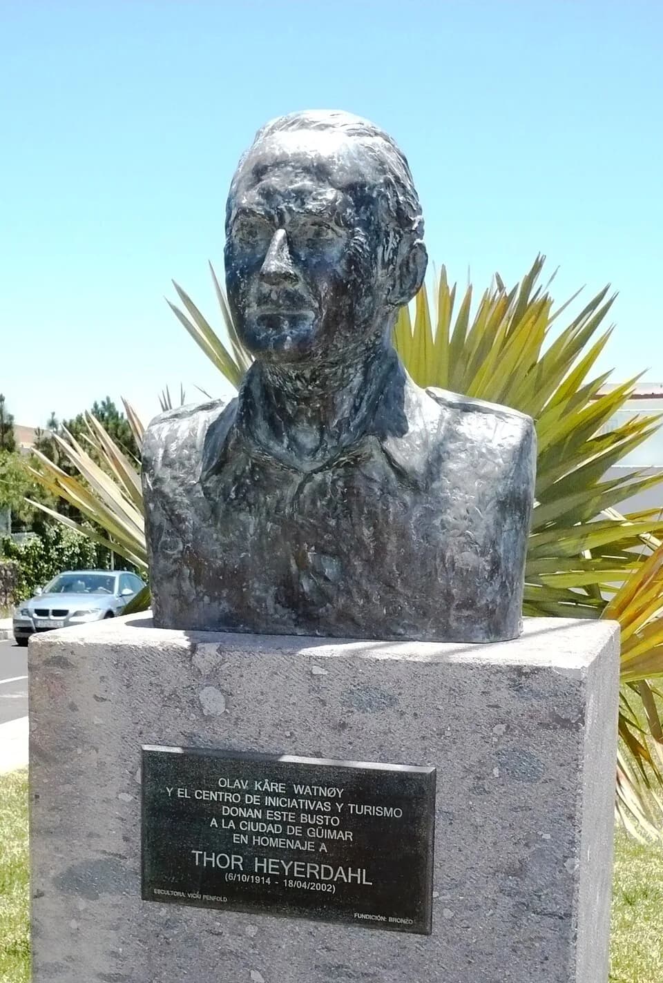 Thor Heyerdahl - Bust of Thor Heyerdahl. Guimar, Tenerife. Near the Pyramids of Guimar.