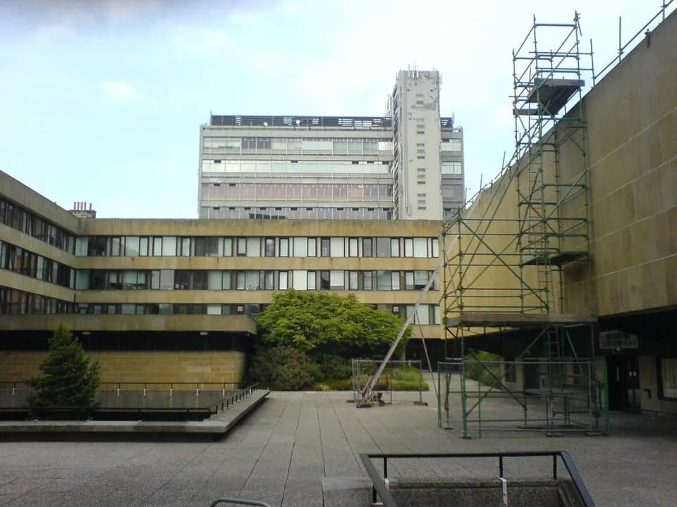 Edward Victor Appleton - Appleton Tower, Edinburgh University, Bristo, Edinburgh; currently under renovation. Seen looming over the (rather more sensitive) courtyard of the David Hume Tower. Taken by
