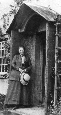 Beatrix Potter - Beatrix Potter at Hill Top house, Summer 1913