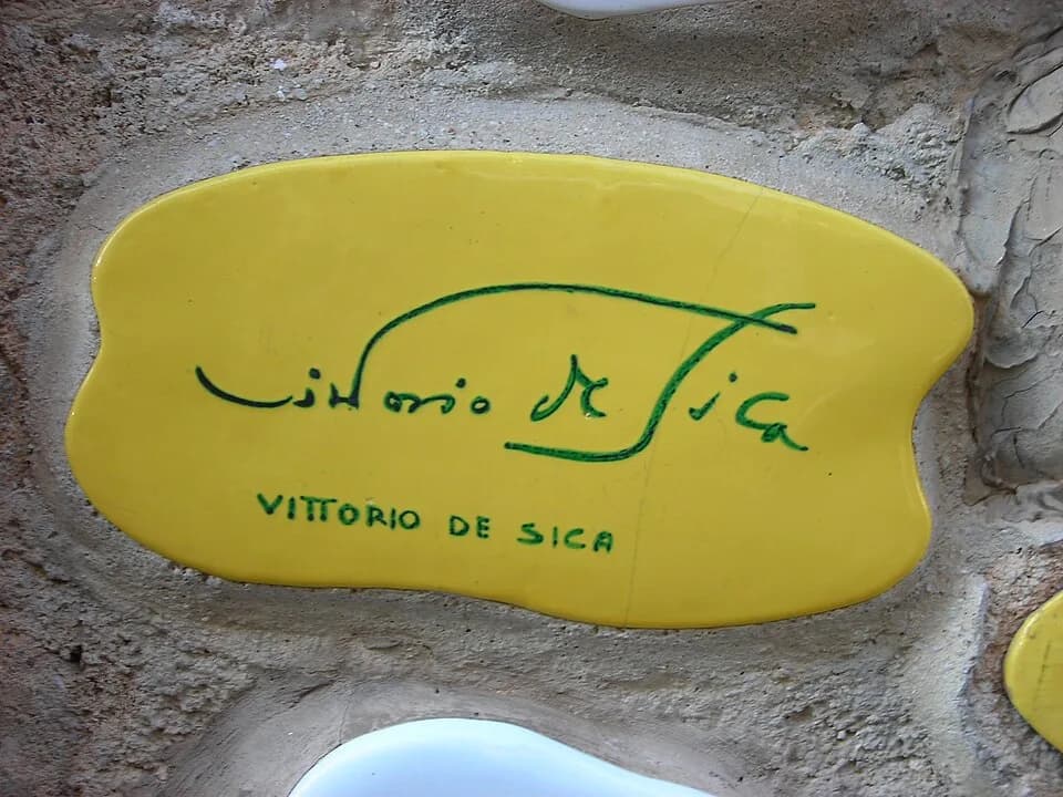 Vittorio De Sica - Piastrella del Muretto di Alassio autografata da Vittorio De Sica