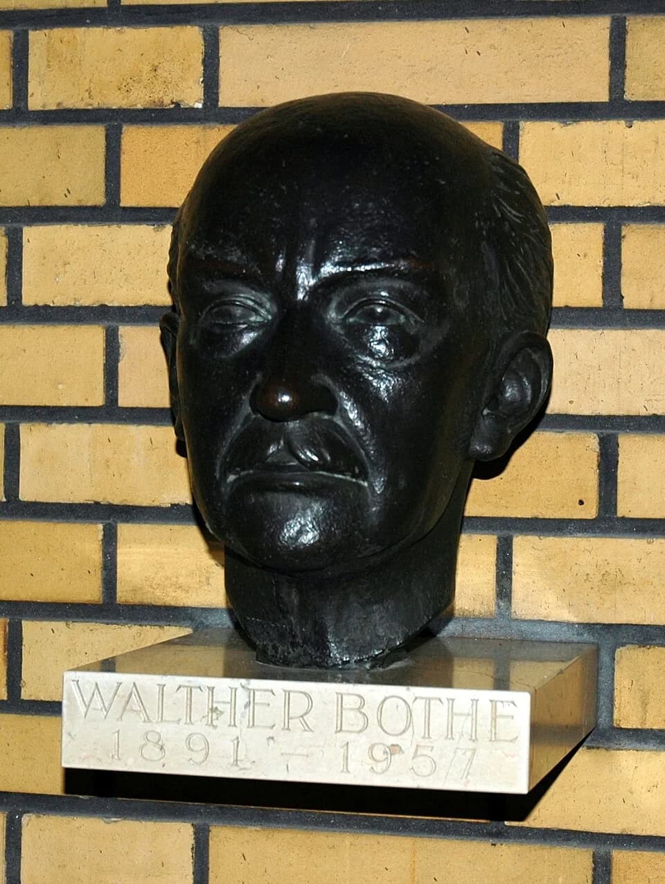 Walther Bothe - Max Planck Institute for Nuclear Physics. Tag der offenen Tür.