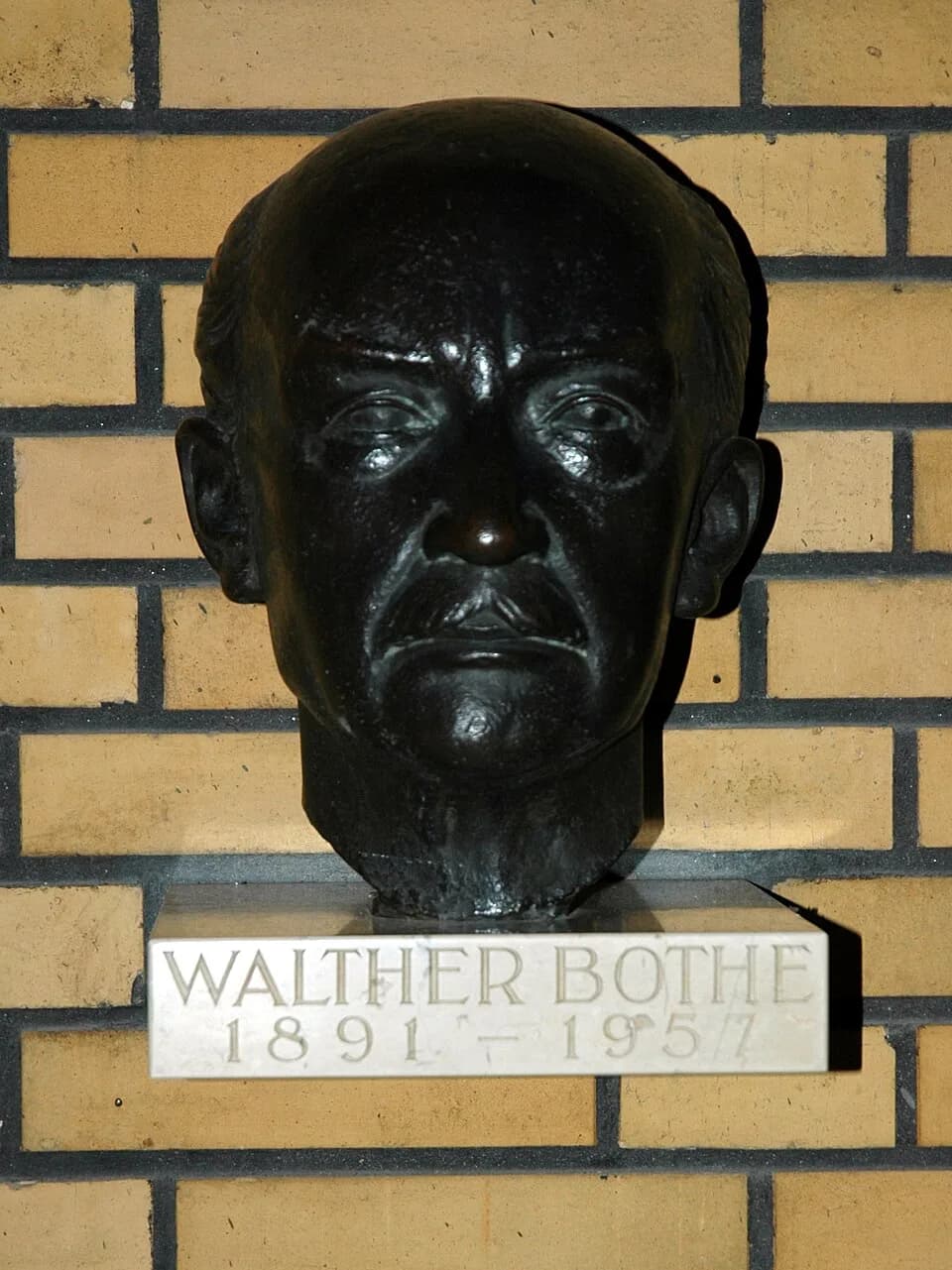 Walther Bothe - Max Planck Institute for Nuclear Physics. Tag der offenen Tür.