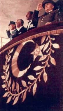 Cemal Gürsel - General CEMAL GÜRSEL and General Norstad, USAF, at the Republic's Anniversary Ceremony, October 29, 1960. List of figures from left to right with posts at the time: USAF General Lauris