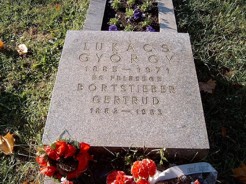 Georg Lukács - Lukács György sírja Budapesten. Kerepesi temető: Mm. J. 13.