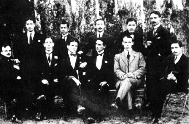 César Vallejo - César Vallejo con la "bohemia trujillana" o Grupo Norte en Trujillo.
