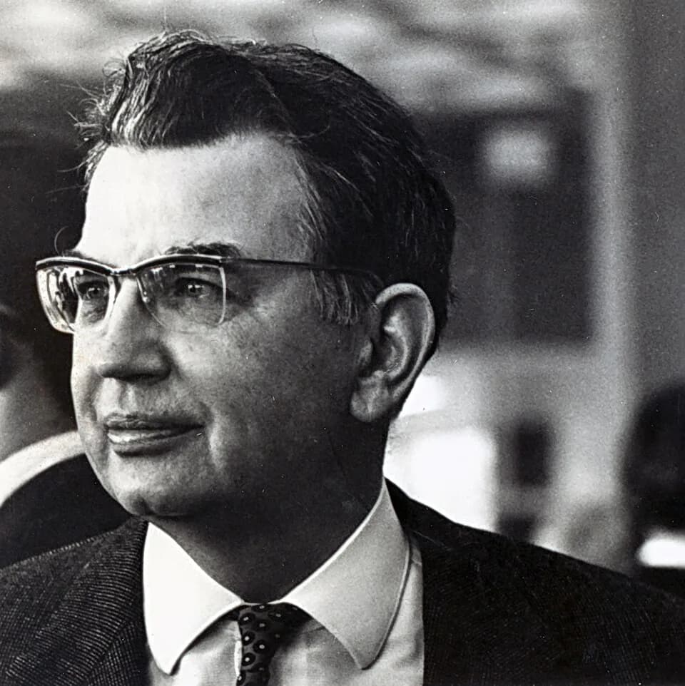 Ronald Coase - Scanned photo of Ronald Coase from UChicago Law archives.