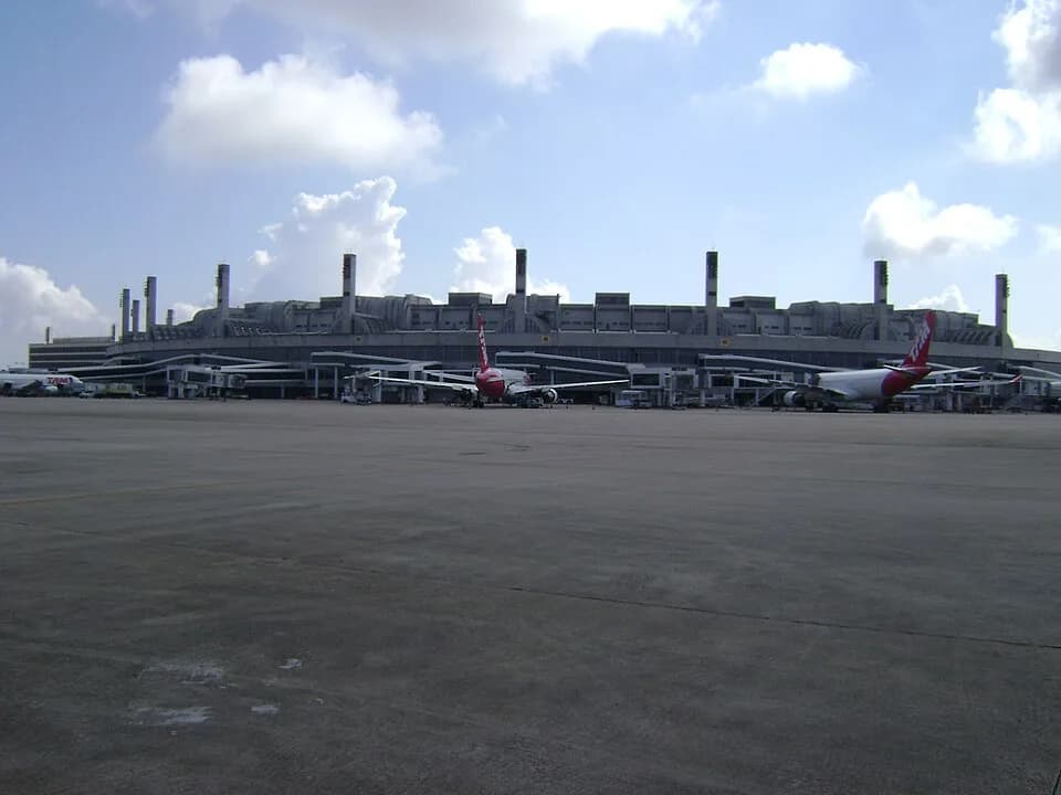 Antônio Carlos Jobim - Imagem do Aeroporto Internacional do Rio de Janeiro Tom Jobim/Galeão, no Rio de Janeiro, Brasil.