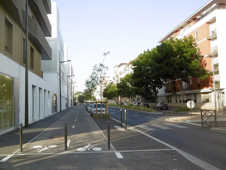 Raymond Aron - Massy rue Lucien Sergent