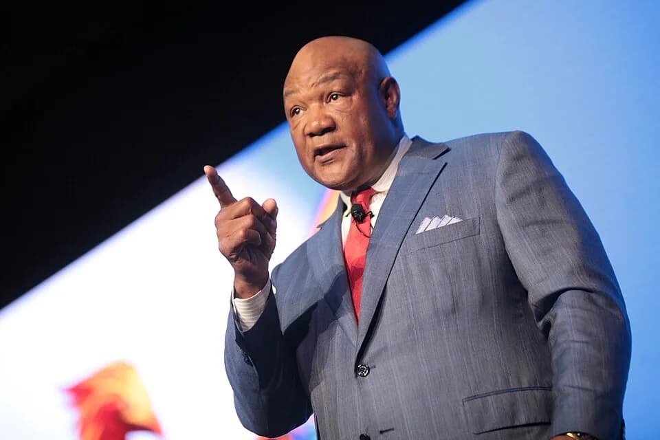 George Foreman - George Foreman speaking at the 2016 FreedomFest at Planet Hollywood in Las Vegas, Nevada.
Please attribute to Gage Skidmore if used elsewhere.