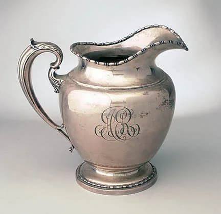 Eleanor Roosevelt - Eleanor Roosevelt's water pitcher, from NPS Virtual Museum. Original caption: Water Pitcher Monogrammed “AER” (Anna Eleanor Roosevelt); Silver. H 22.2 cm.; Loan, Franklin D. Roosev