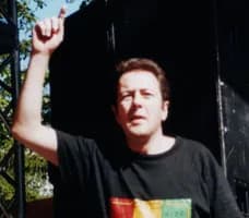 Joe Strummer - Joe Strummer performing in Provinssirock 1999.