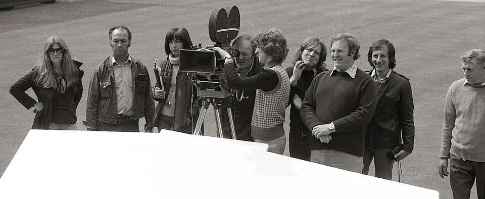 Alan Parker - Does anyone recognise who is who in this shot? The director is Alan Parker, working for the advertising agency Collett Dickenson Pearce on Centre Court at Wimbledon. Dated 29 April 1974.