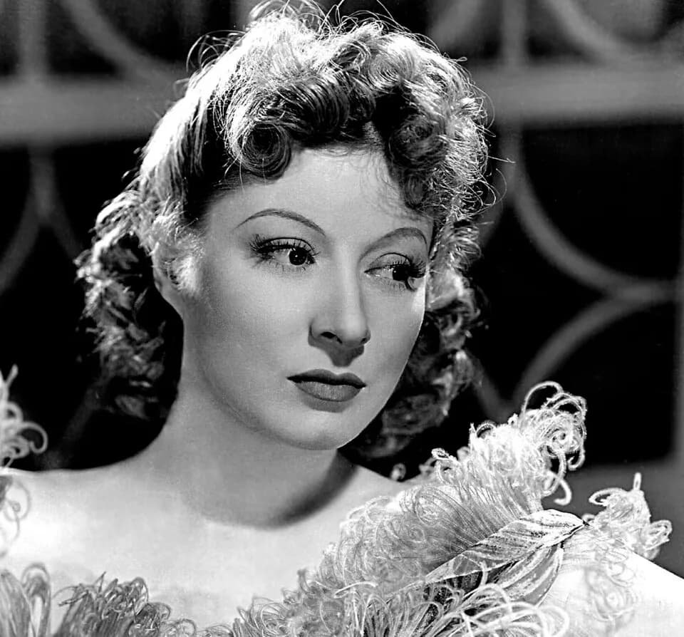 Greer Garson - Original studio publicity photo of Greer Garson