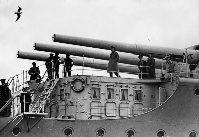 Erich Raeder - For documentary purposes the German Federal Archive often retained the original image captions, which may be erroneous, biased, obsolete or politically extreme. Panzerschiff "Deutschlan