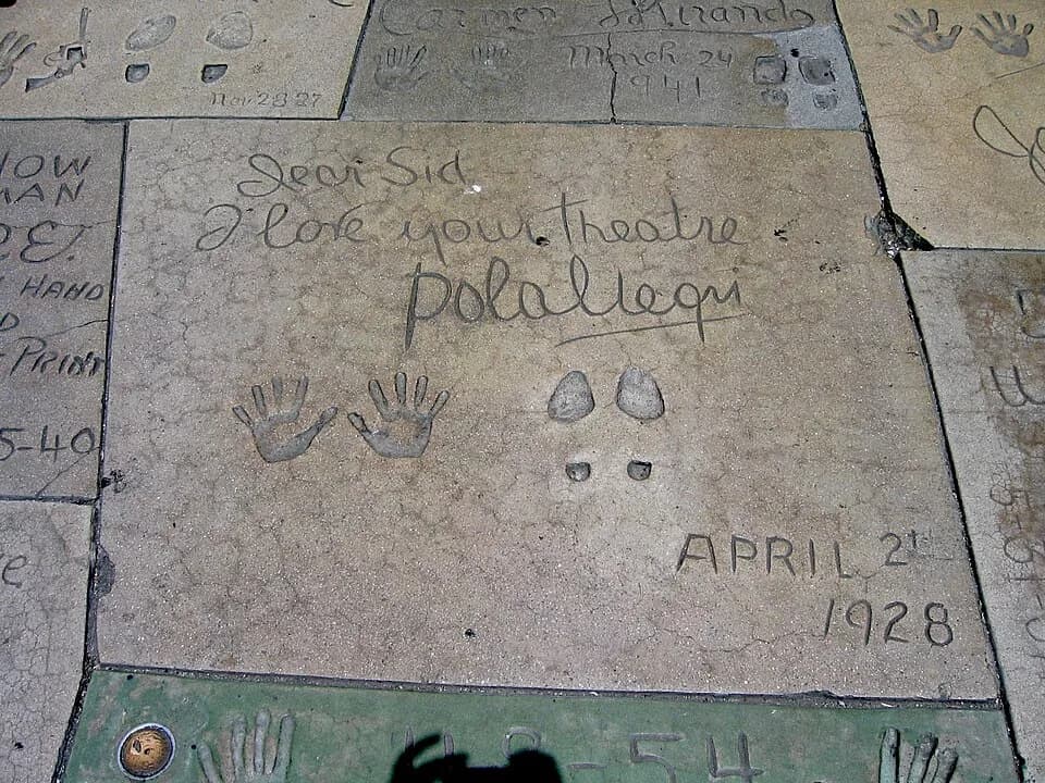 Pola Negri - Signature and prints of Pola Negri's hands and feet in front of Grauman's Chinese Theater, Hollywood