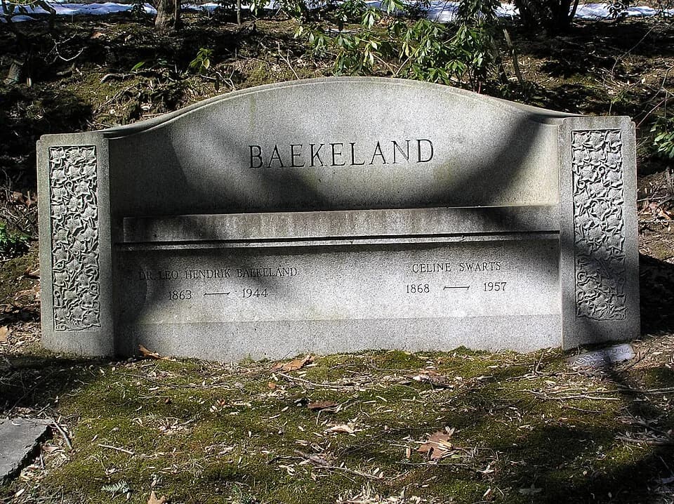Leo Baekeland - The gravesite of Leo Hendrik Baekland in Sleepy Hollow Cemetery