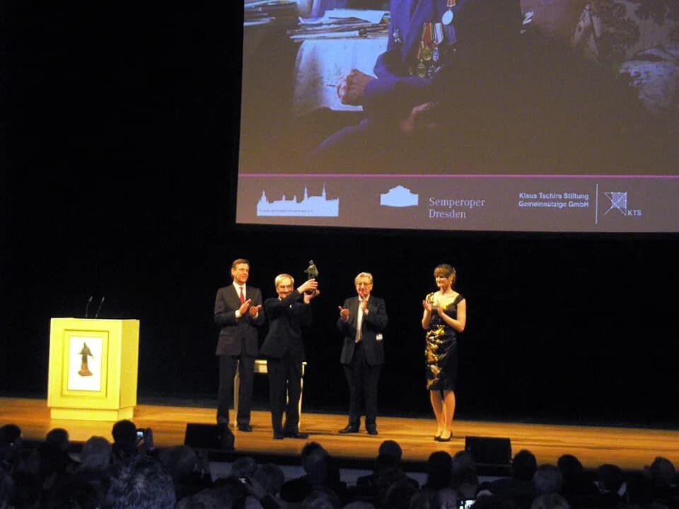 Stanislav Petrov - Stanislaw Jewgrafowitsch Petrow bei der Verleihung des Dresden-Preis in der Semperoper; Februar 2013