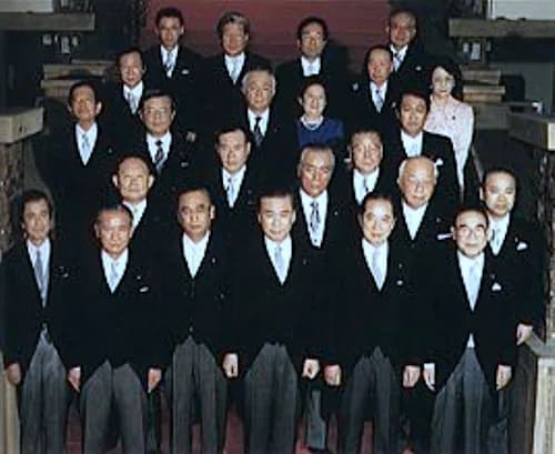 Tsutomu Hata - ja: 羽田内閣
en: The Hata Cabinet