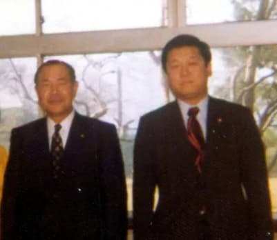 Kakuei Tanaka - Stanford R. Ovshinsky and Momoko Itō met Kakuei Tanaka and Ichirō Ozawa.