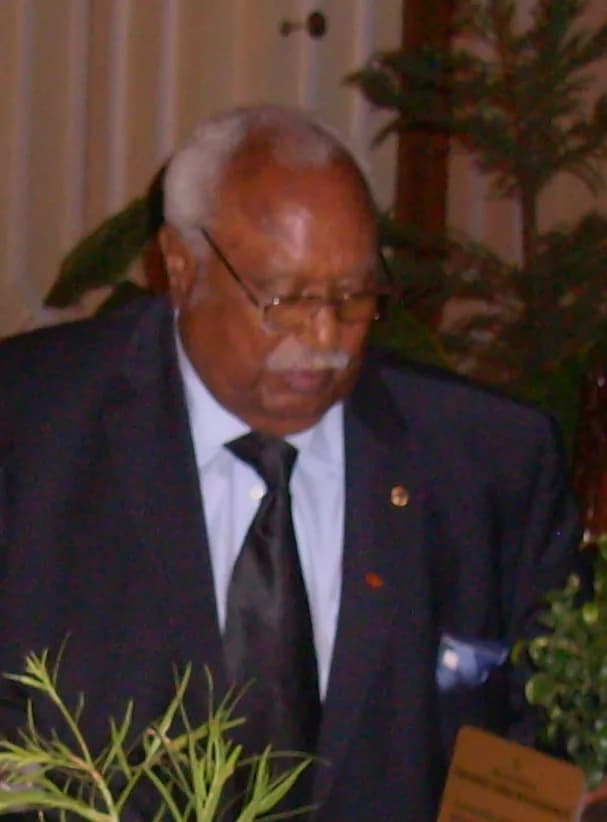Girma Wolde-Giorgis - President Girma Wolde-Giorgis of Ethiopia receives a gift from Trees for the Future