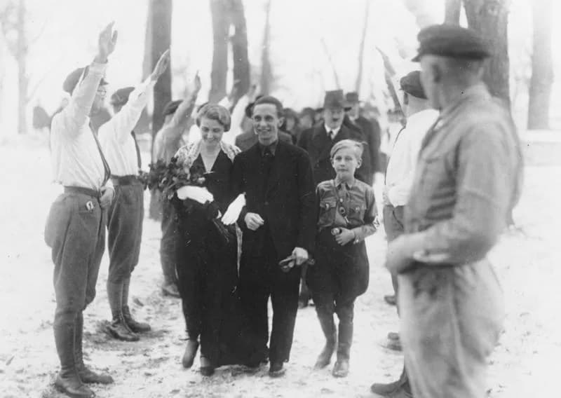 Magda Goebbels - For documentary purposes the German Federal Archive often retained the original image captions, which may be erroneous, biased, obsolete or politically extreme. Hochzeit J. Goebbels: