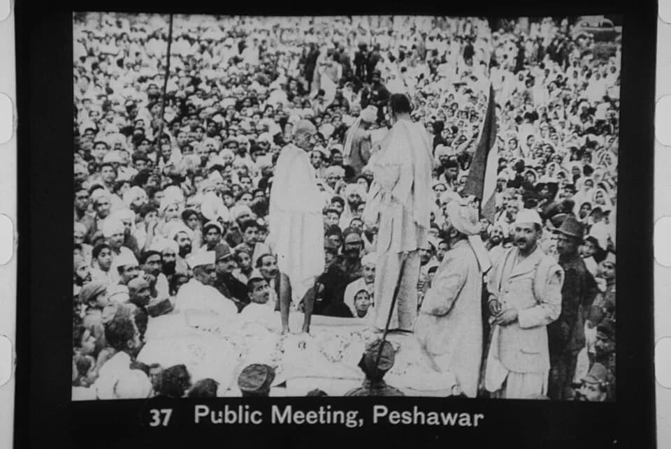 Abdul Ghaffar Khan - Gandhi at Peshawar meeting with Abdul Ghaffar Khan