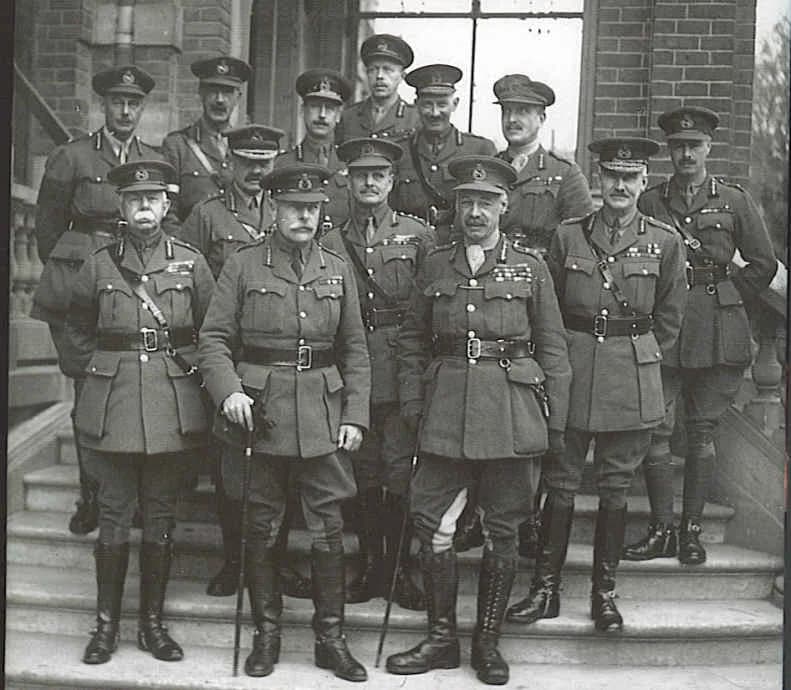 Douglas Haig, 1st Earl Haig - First row, left to right: Plumer, Haig, Rawlinson
Second row, left to right: Julian Byng, Birdwood, Horne
Third row,left to right: Lawrence, Kavanagh, White, Percy, Vaug