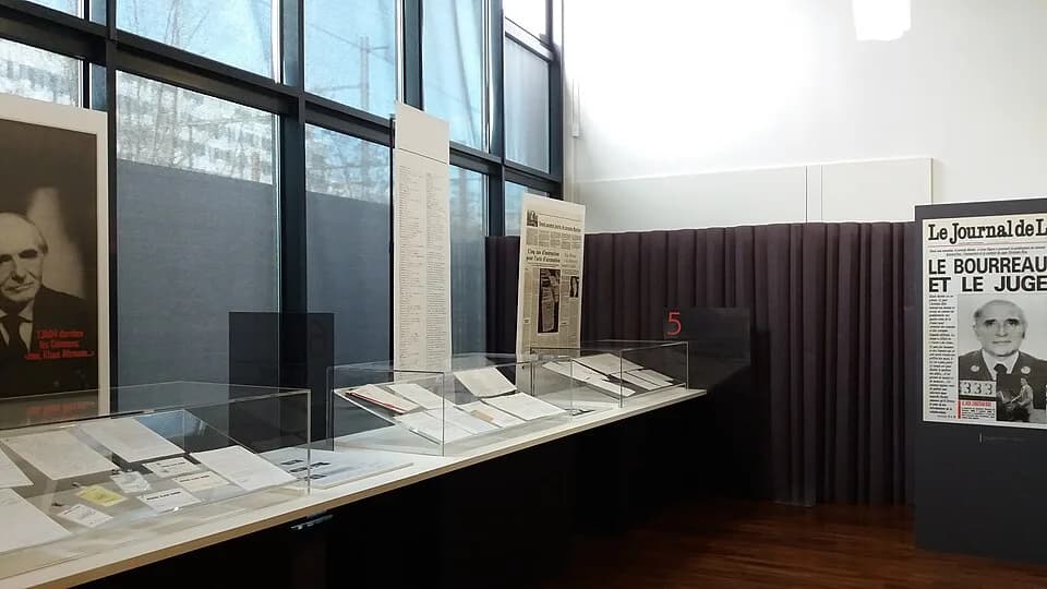 Klaus Barbie - Mémoires d'un procès : Klaus Barbie 1987, un procès pour l'histoire.
Exposition au Service d'archives du département du Rhône et de la métropole de Lyon, entre le 15 septembre 2017 et l