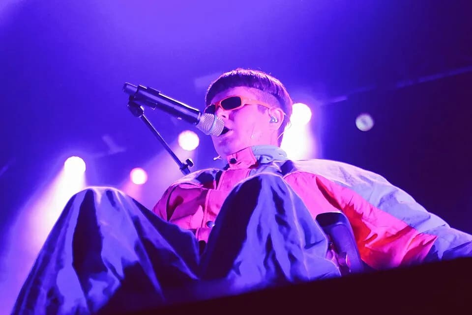 Oliver Tree - Photograph by Josh Jaffe (@josh_jaffe)