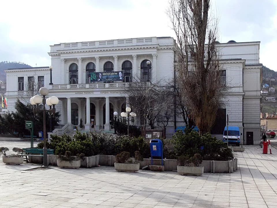 Susan Sontag - The theater in Sarajevo.
