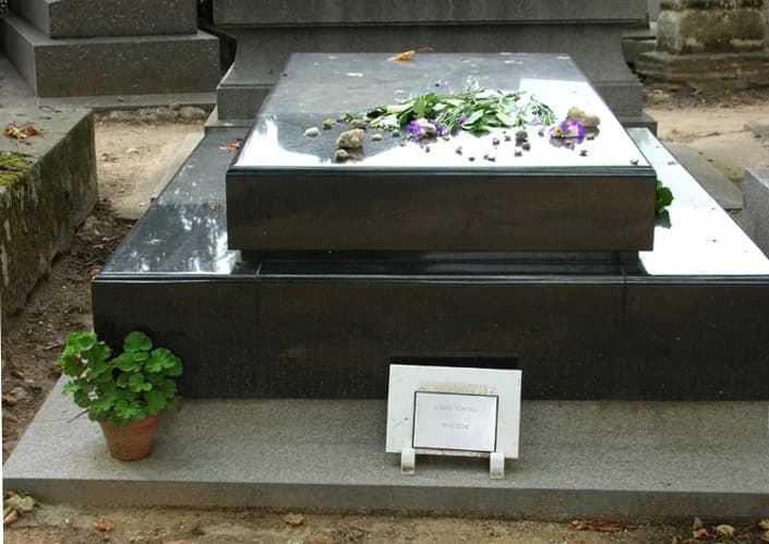 Susan Sontag - Tombe de Susan Sontag au Cimetière du Montparnasse.jpg