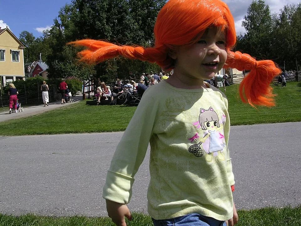 Astrid Lindgren - Astrid Lindgren's World: See http://www.astridlindgrensworld.com/