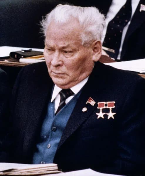 Konstantin Chernenko - Retrato de Konstantín Ustínovich Chernenko, Secretario General del Comité Central del Partido Comunista de la Unión Soviética.