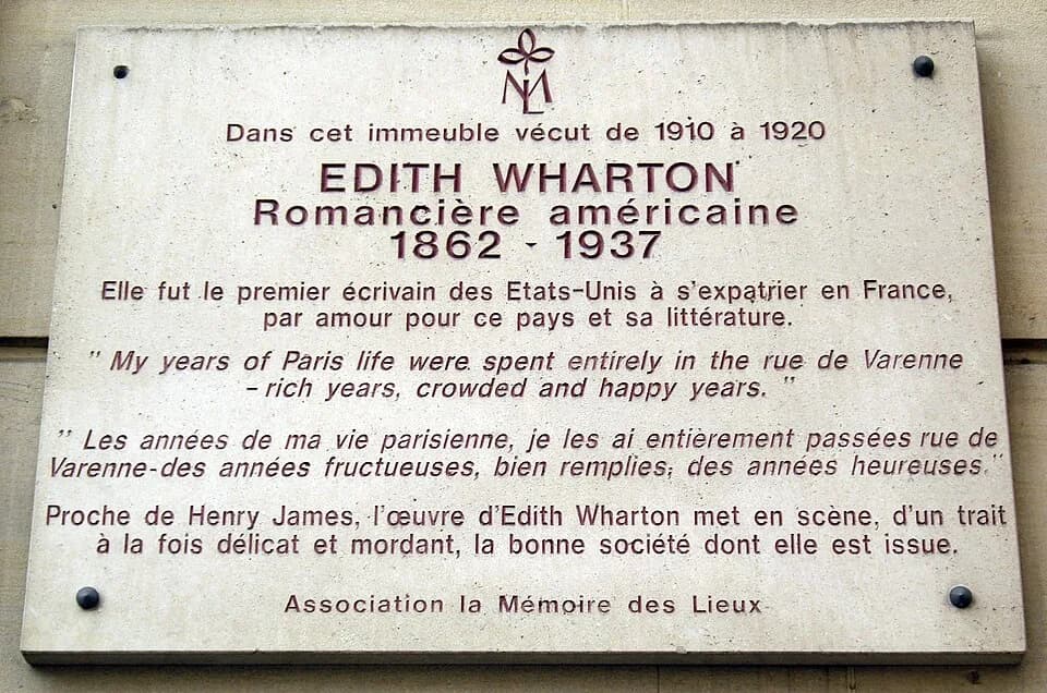 Edith Wharton - Plaque apposée au n° 53 de la rue de Varenne, Paris 7e, où habita la romancière Edith Wharton (1862-1937) de 1910 à 1920.