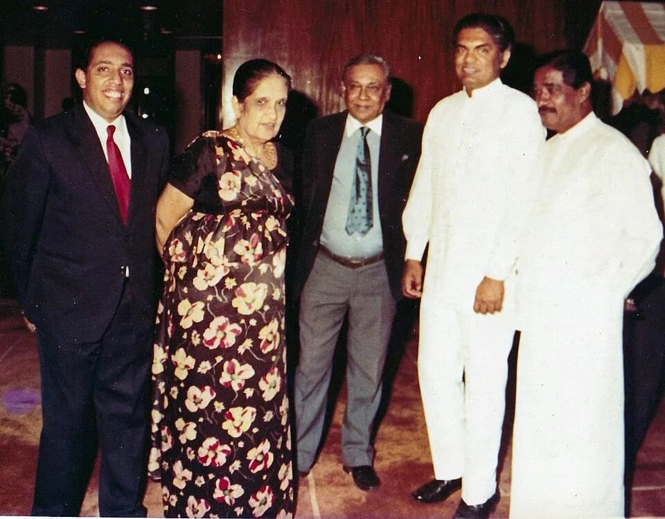 Sirimavo Bandaranaike - Photograph of Hon. Lalith Athulathmudali with Hon. Sirimavo Bandaranaike, Mervyn De Silva and A. D Wijeyeratne, If you need any clarification of this photo you may contact
Nam