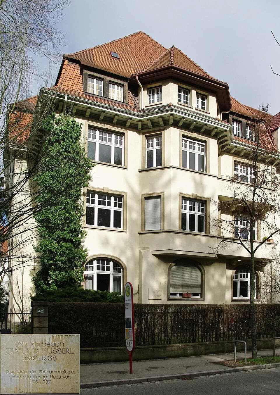 Edmund Husserl - Das Wohnhaus des Philosophen Husserl in der Lorettostr. 40, Freiburg im Breisgau