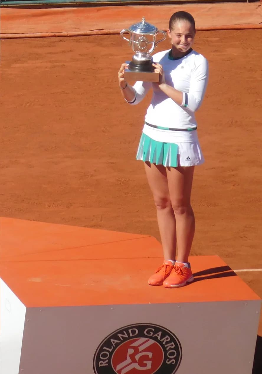 Suzanne Lenglen - Jelena Ostapenko won Roland Garros 2017