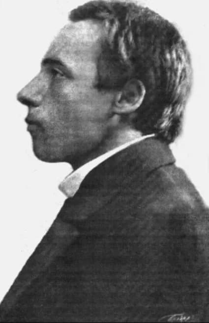 Velimir Khlebnikov - Velemir Khlebnikov 1913.jpg