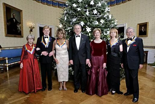Tony Bennett - President George W. Bush and First Lady Laura Bush pose with the Kennedy Center honorees, from left to right, actress Julie Harris, actor Robert Redford, singer Tina Turner, ballet danc