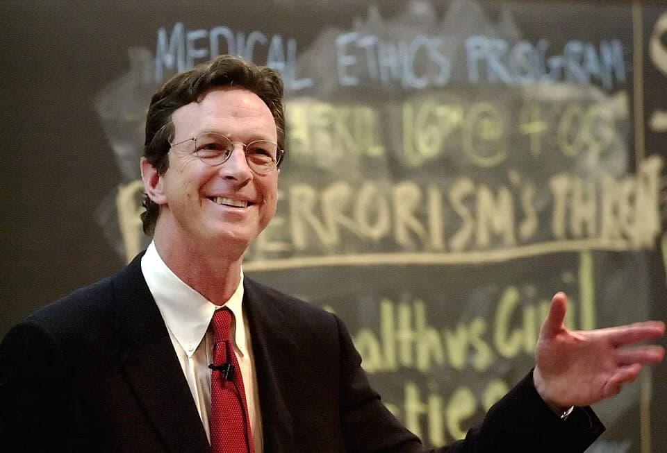 Michael Crichton - American author and speaker Michael Crichton speaking at Harvard.